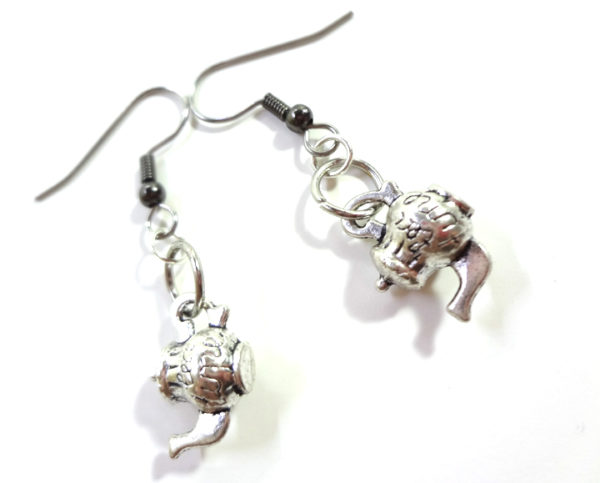 tea time earrings